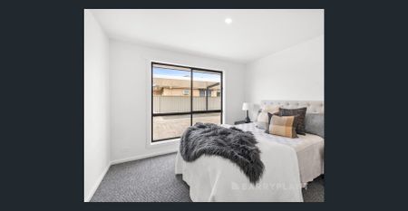 Fully Refurbished 2 Bedroom Unit in Sought After Alfredton - Photo 2