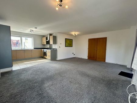 3 bedroom apartment to rent - Photo 5