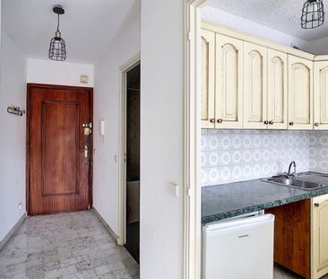 Nice Cimiez à louer studio vide 32 m² - Photo 4