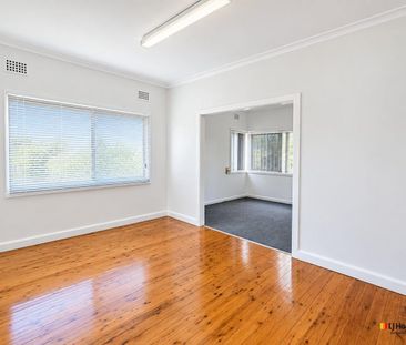 Freshly Painted 3-Bedroom Home on a Generous Block - Photo 6