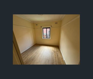 Family Home in convenient Location - Photo 4