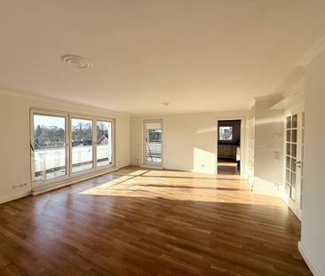 Hochwertige 3-Zimmer-Penthousewohnung mi ... - Photo 2