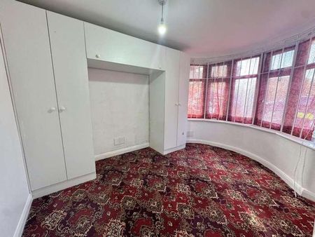 Hanworth Road, Hounslow, TW4 - Photo 3