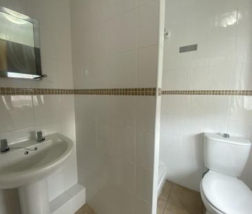 4 bedroom detached house to rent - Photo 5
