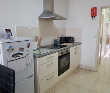 Unit 2, 19 Eglantine Avenue, Belfast, BT9 6DW - Photo 5