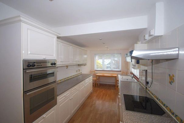 2 bedroom bungalow to rent - Photo 1