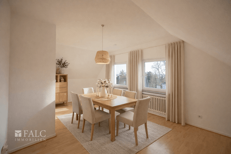 Kompakt, ruhig, zentral – 2-Zimmer-Dachgeschosswohnung mit optimalen Grundriss - Photo 4