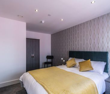 1 bedroom penthouse to rent - Photo 4