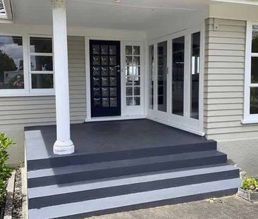 Spacious 3-Bedroom Home with Rumpus & Fully Fenced Yard - Onerahi - Photo 2