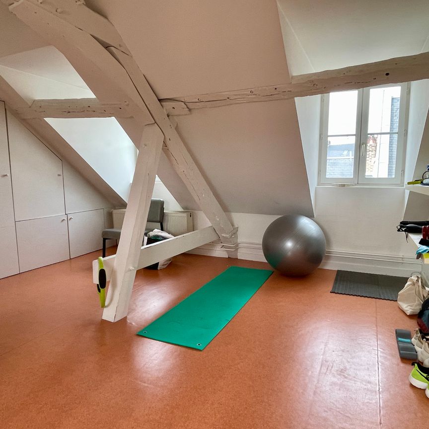 Location Appartement 4 pièces 104m² AMIENS 80000 - Photo 1