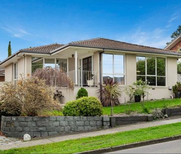 Greensborough - Photo 1