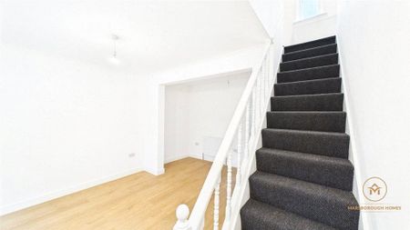 3 bedroom property to rent - Photo 2