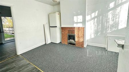 2 bedroom semi-detached house to rent - Photo 3