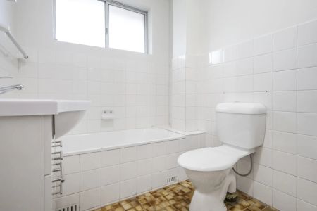 Conveniently Located Apartment For Lease In Prime Location - Photo 3