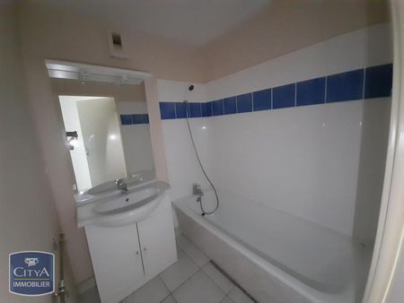 Location Appartement 2 pièces 47m² CHATEAUROUX 36000 - Photo 5