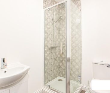 1 bedroom in a house share to rent - Photo 6