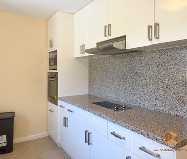 South Perth - Photo 6