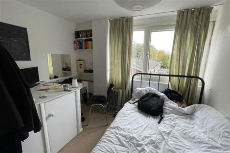 5 bedroom terraced house to rent - Photo 5