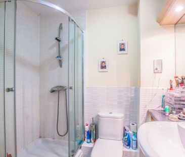 2 bedroom apartment to rent - Photo 6