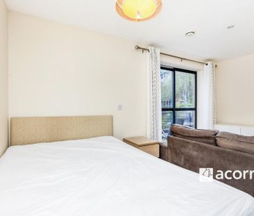 Studio to rent - Photo 6