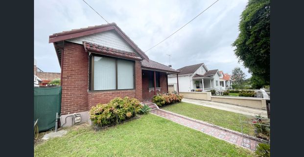 FULL BRICK 4 BEDROOM HOUSE IN ROSEBERY WITH HUGE YARD - Photo 1
