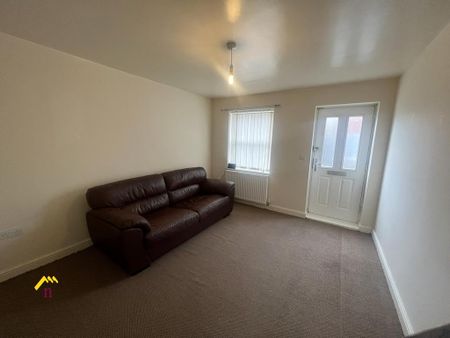 2 bedroom flat to rent - Photo 4
