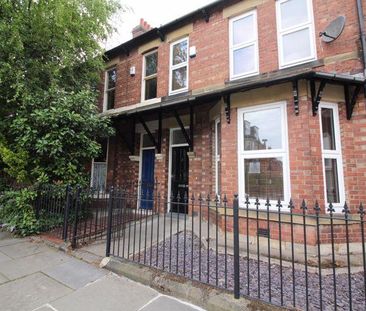 4 bedroom terraced house to rent - Photo 1