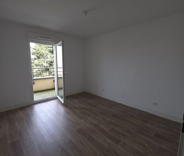 Location Appartement 2 pièces 45m² GRAND COURONNE 76530 - Photo 6