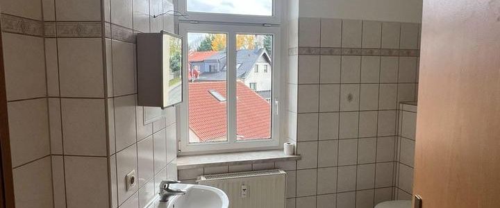 2 frisch renovierte 3-Raum-Wohnungen mit und ohne Einbauküche in Zeitz - Foto 1