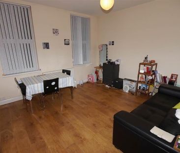 8 Thorndale Avenue, Belfast, BT14 6BL - Photo 1