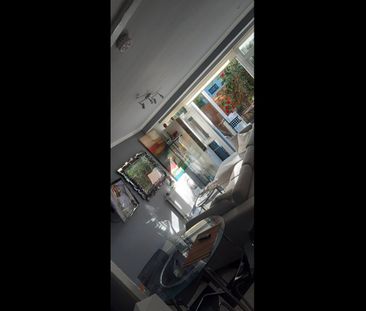 Room in a Shared House, Tresham Crescent, NW8 - Photo 4