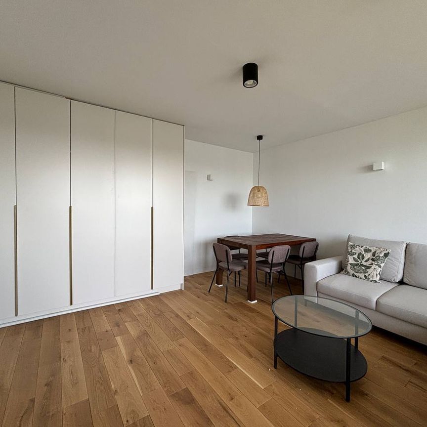 Mieszkanie do wynajęcia - Warszawa, Kartaginy - Zdjęcie 1