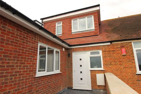 Eastwood Road North, Leigh-on-Sea, Essex, SS9 - Photo 3