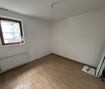 APPARTEMENT T2 NON MEUBLÉ RÉNOVÉ PROCHE CHU SUD - Photo 4
