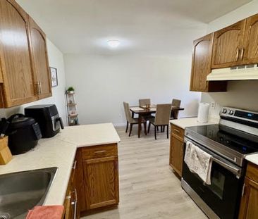 Love Living @ Bridgewater! - Photo 3