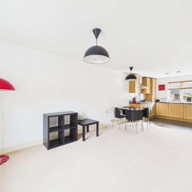 Wapshott Road, Staines-upon-Thames, Surrey,TW18 - Photo 1