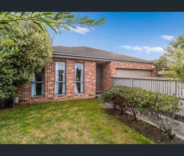 3 Bed 2 bath Family home awaits with Style and Location - Photo 1