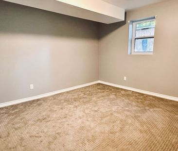 For Lease - 35 Harland Crescent, Ajax, Ontario - Photo 2