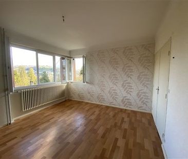 Location Appartement 5 pièces 132m² TULLE 19000 - Photo 3