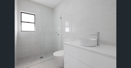 Spacious Brand-New 2-Bedroom Granny Flat with High Ceilings - Photo 5