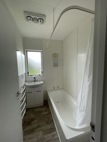 Levin - 3 Bedrooms - Photo 5