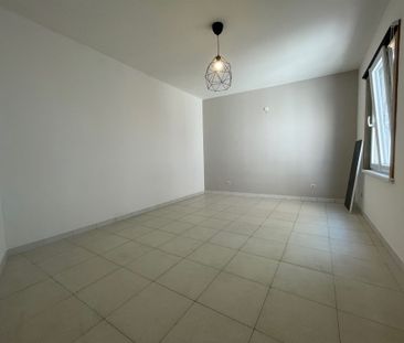 Très bel appartement plain-pied avec cour - Foto 6