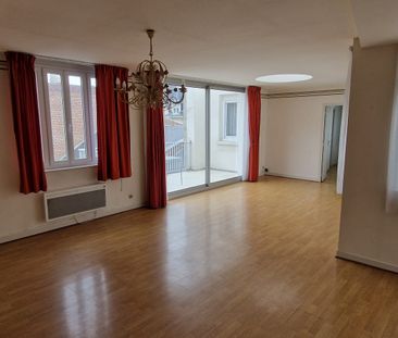 A louer : Appartement T4 - 99m² - Saint-Quentin (02100) - Photo 1