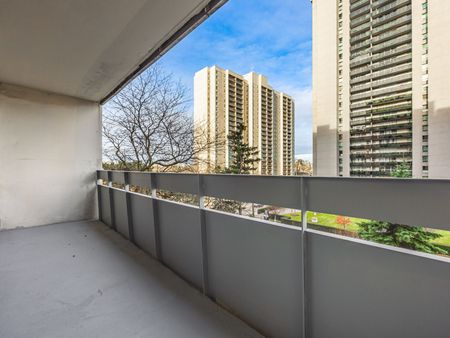 For Lease - 377 Ridelle Avenue Unit# 416, Toronto, Ontario - Photo 2