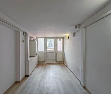Vila cu 6 Locuri de Parcare – Zona Centrala Tineretului / Șincai - Photo 1