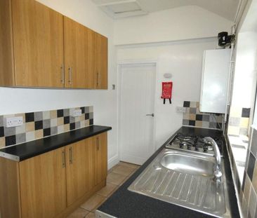 2 bedroom townhouse to rent - Photo 4