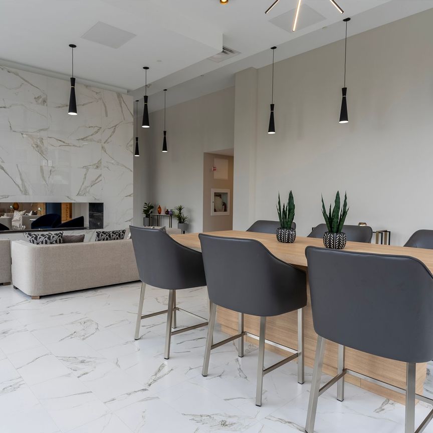 For Lease - 80 Bond Street Unit# 206, Oshawa, Ontario - Photo 1