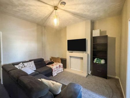 The Uplands, Smethwick, West Midlands, B67 - Photo 5