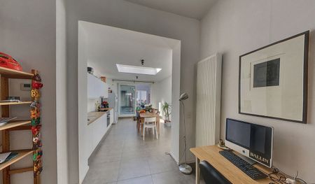 Zeer ruime woning met koetshuis - Photo 3