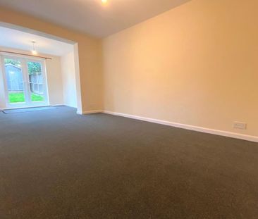 2 bedroom semi-detached bungalow to rent - Photo 6